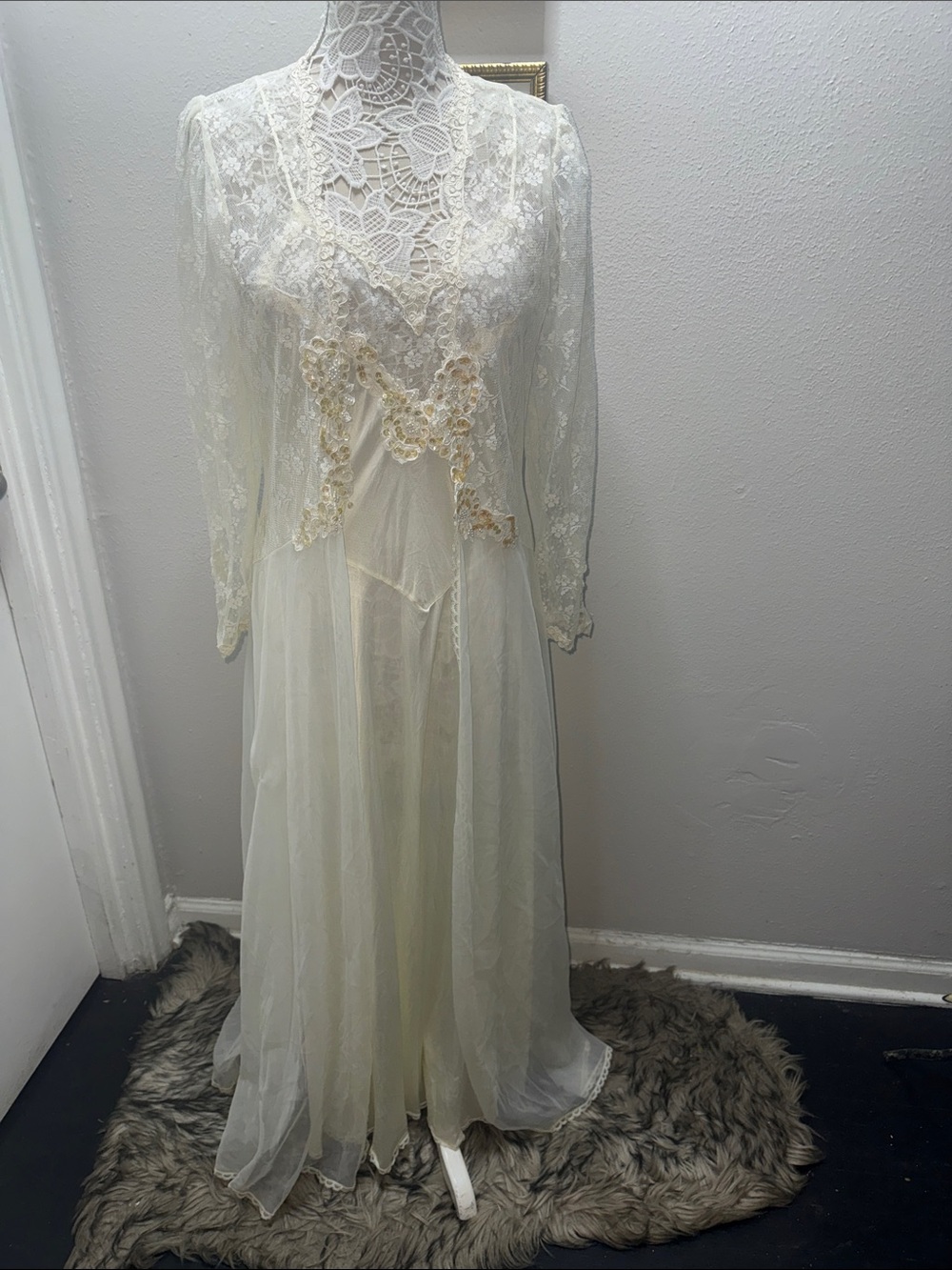 Vintage 70s Victoria's Secret Ivory Lace & Chiffon Long Chemise